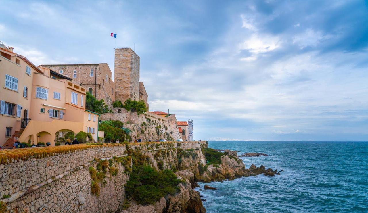 Nice Renting - Massena - Loft - Heart Of Vieil Antibes - The Market With Sea View المظهر الخارجي الصورة