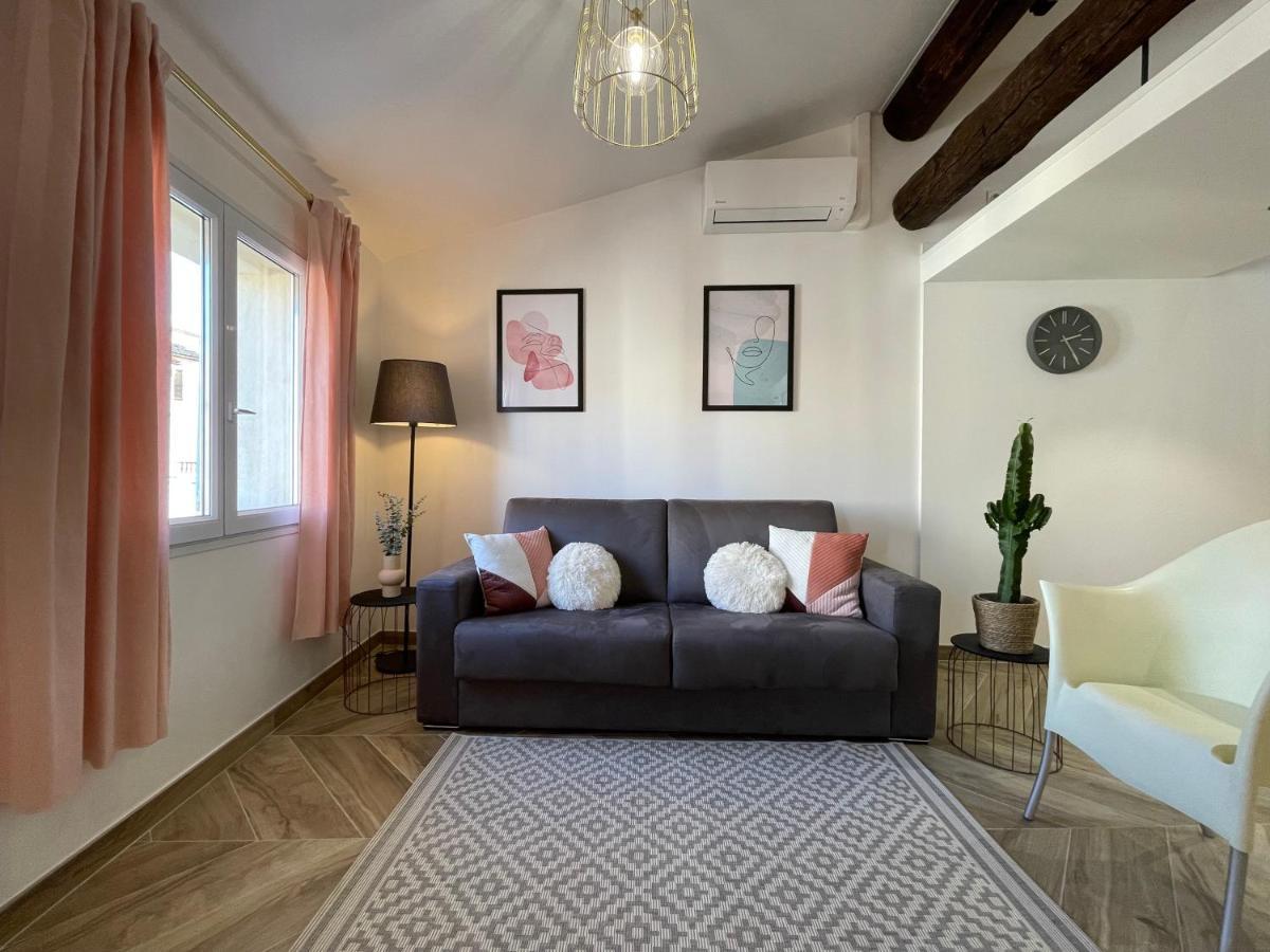 Nice Renting - Massena - Loft - Heart Of Vieil Antibes - The Market With Sea View المظهر الخارجي الصورة